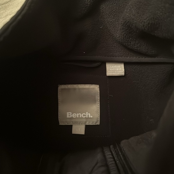 Bench - Picture 2 of 3